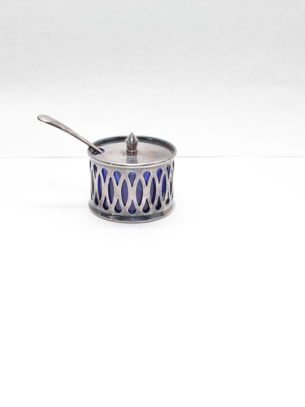 VTG Silver Plated SALTER by S.G. Made in ENGLAND